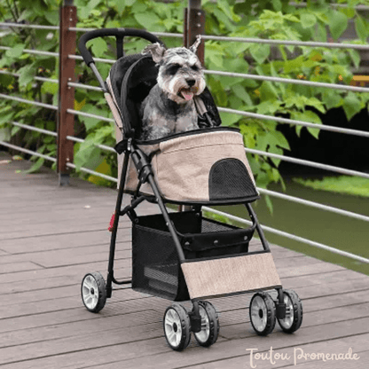 Poussette PetStroller beige avec roues tout-terrain et ventilation mesh pour petits chiens